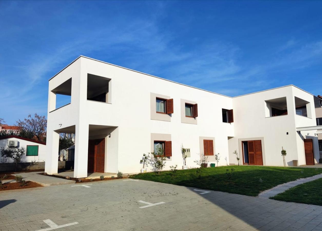 Apartments Leticia Vrsi Kültér fotó