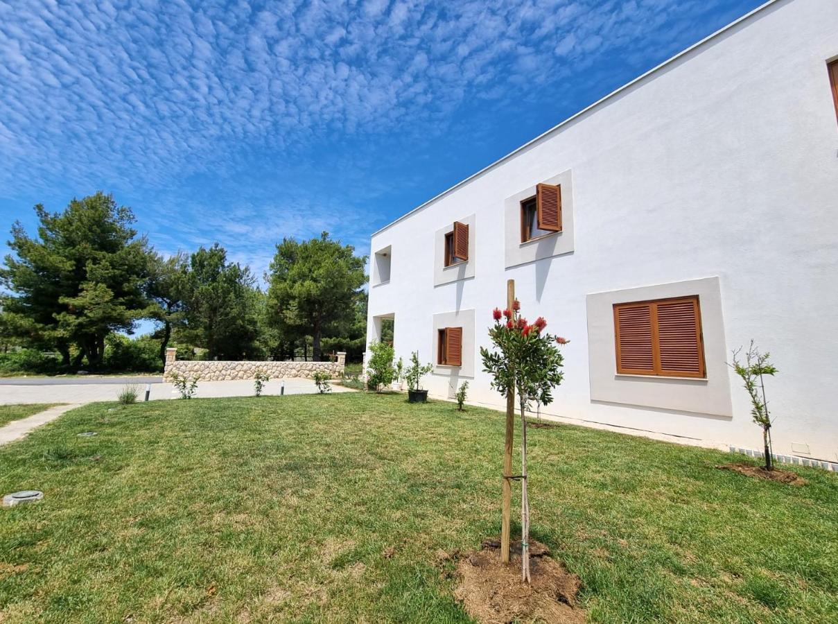 Apartments Leticia Vrsi Kültér fotó