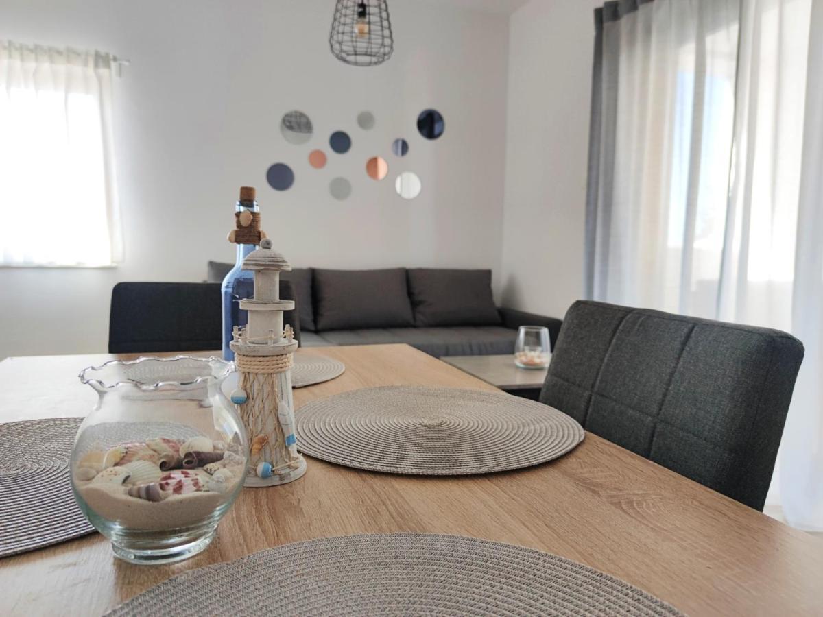 Apartments Leticia Vrsi Kültér fotó