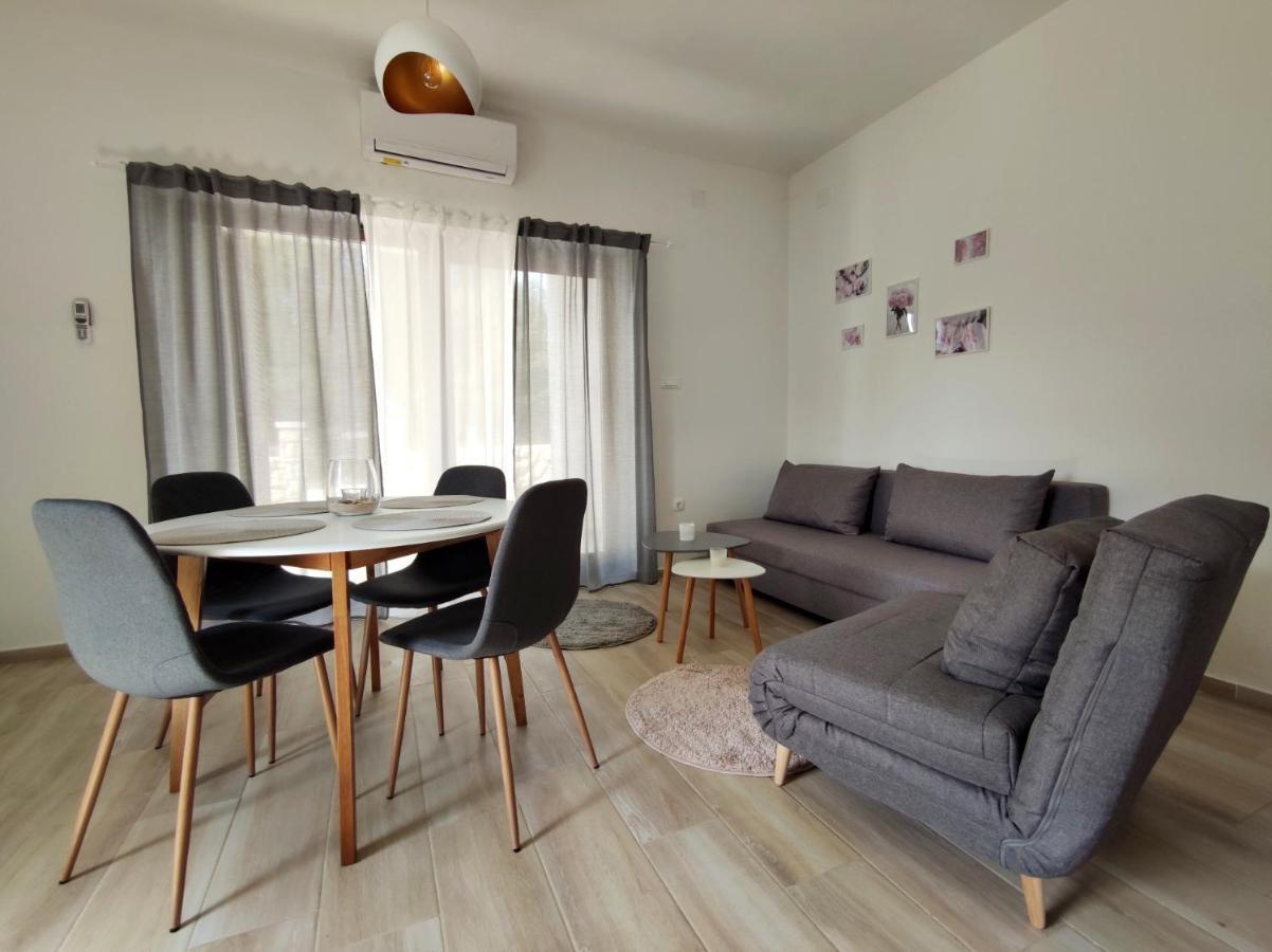 Apartments Leticia Vrsi Kültér fotó