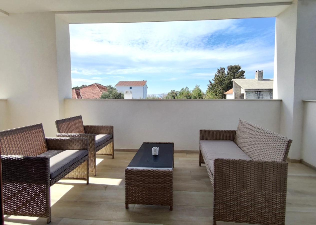 Apartments Leticia Vrsi Kültér fotó