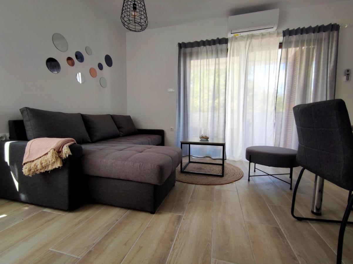 Apartments Leticia Vrsi Kültér fotó