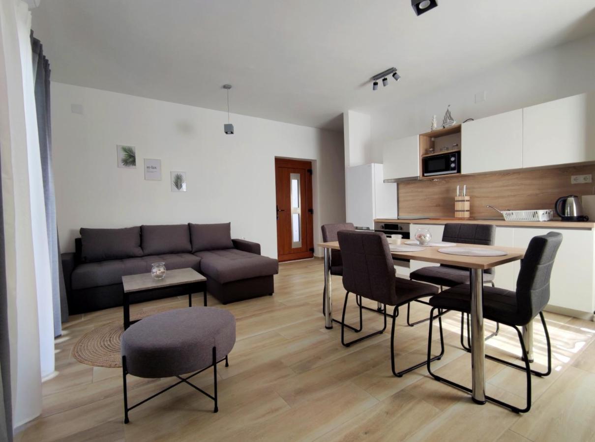 Apartments Leticia Vrsi Kültér fotó