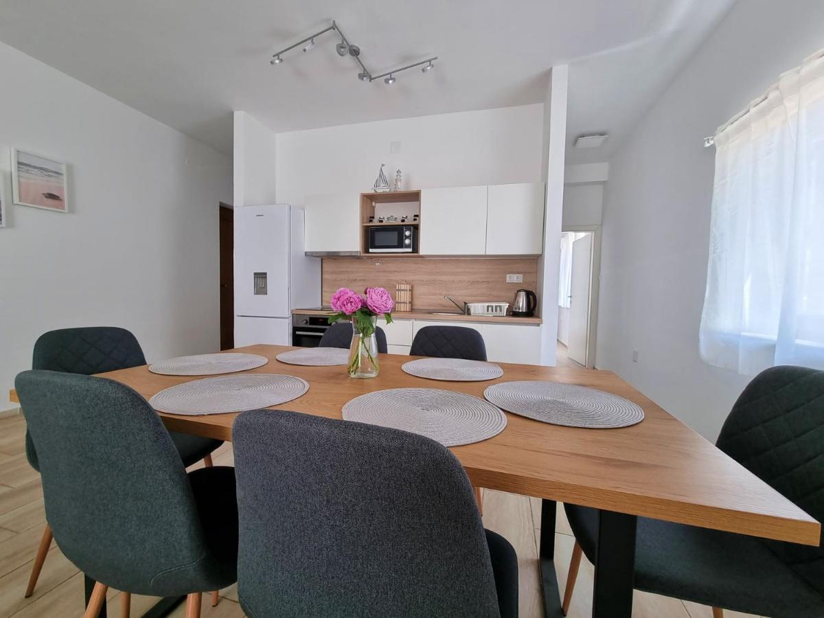 Apartments Leticia Vrsi Kültér fotó