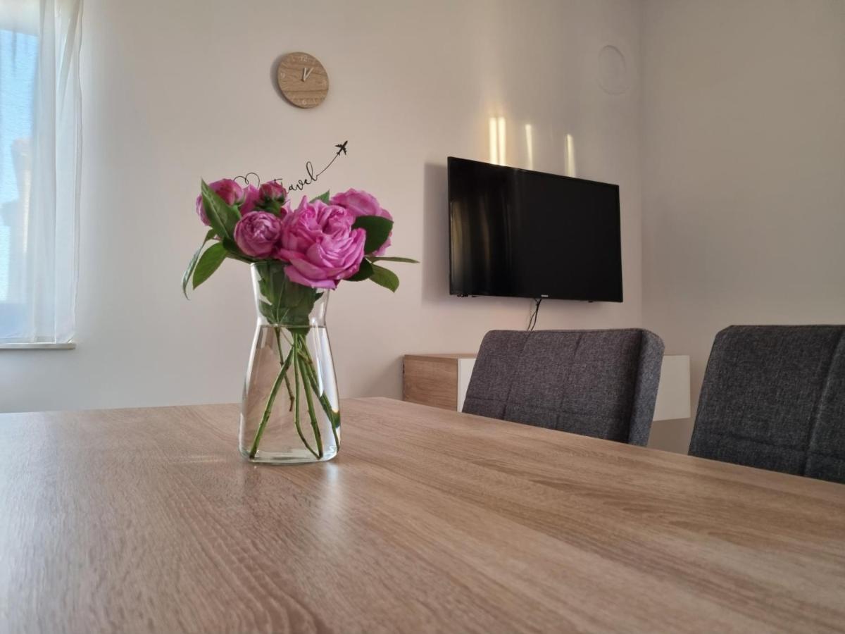Apartments Leticia Vrsi Kültér fotó