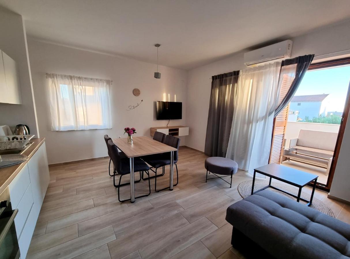 Apartments Leticia Vrsi Kültér fotó